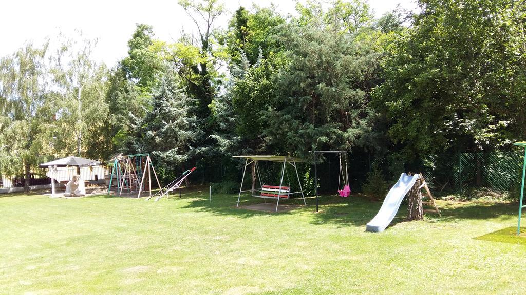 Mira Apartman Apartment Keszthely Bagian luar foto